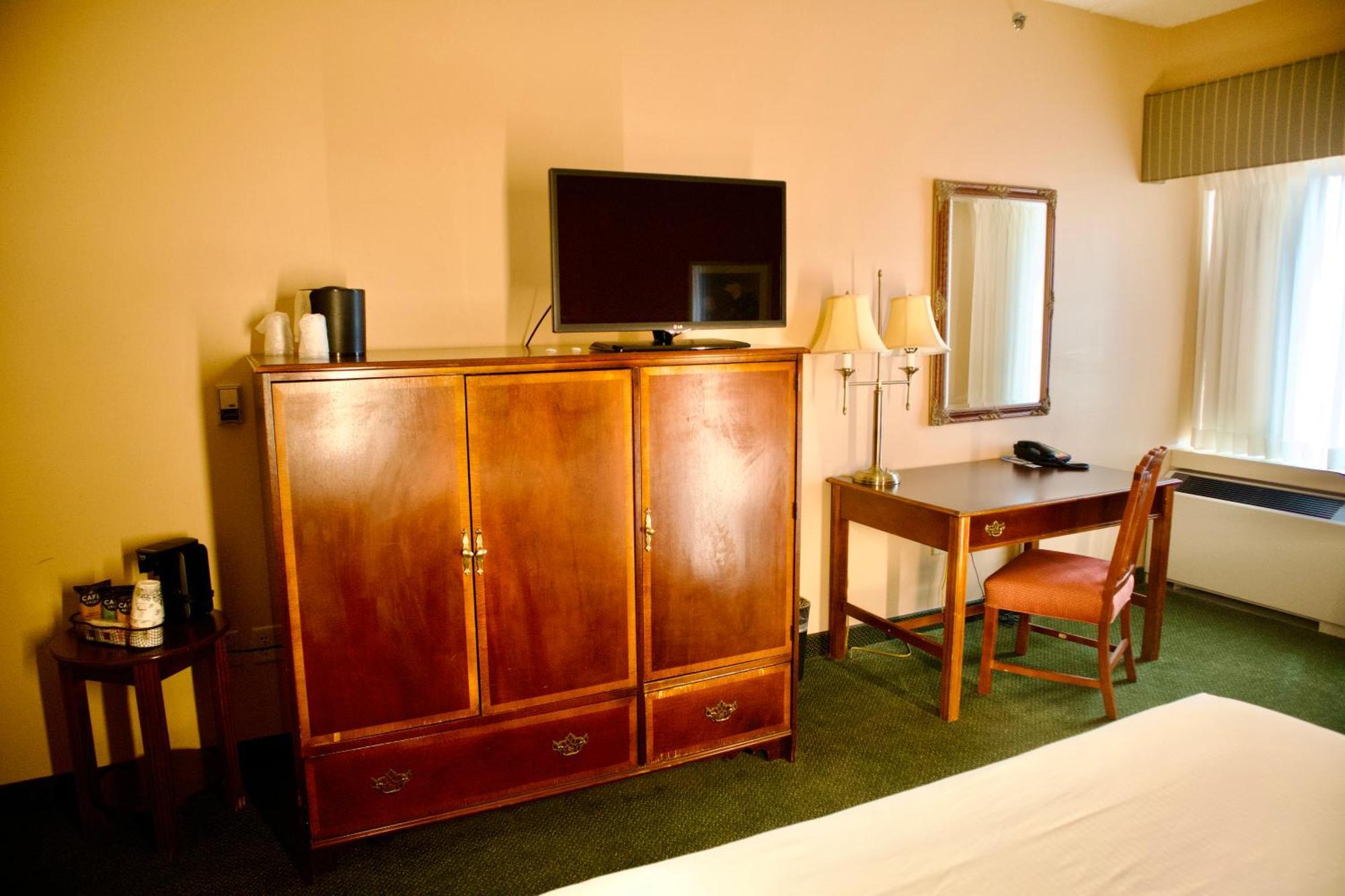 Hotel Mead Resorts & Conventions Center 위스콘신래피즈 외부 사진